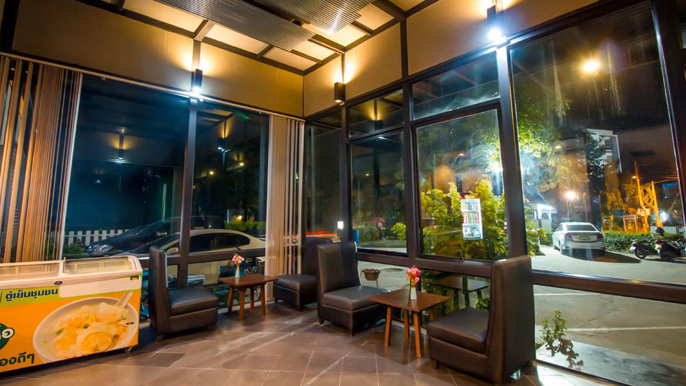 B2 Airport Hotel Chiang Mai Buitenkant foto