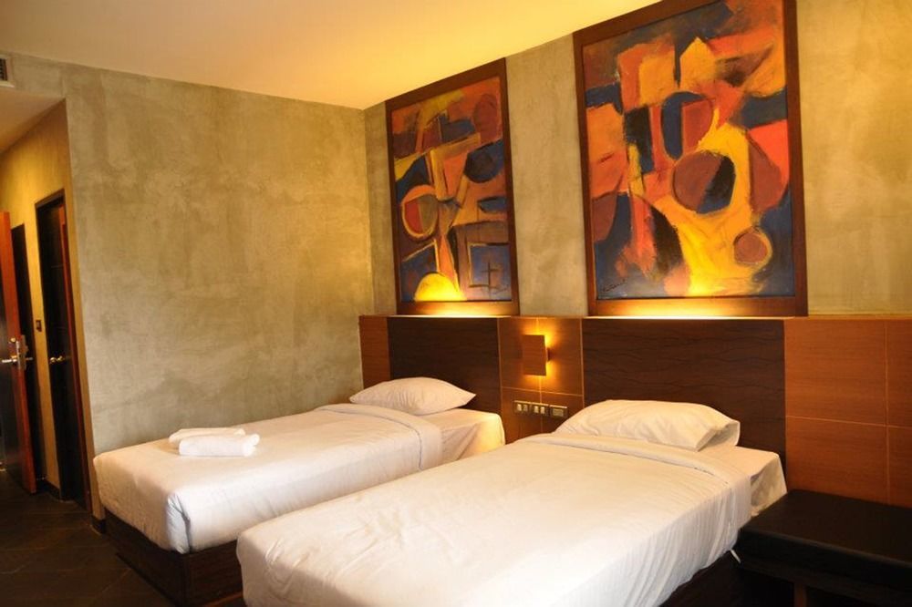 B2 Airport Hotel Chiang Mai Buitenkant foto