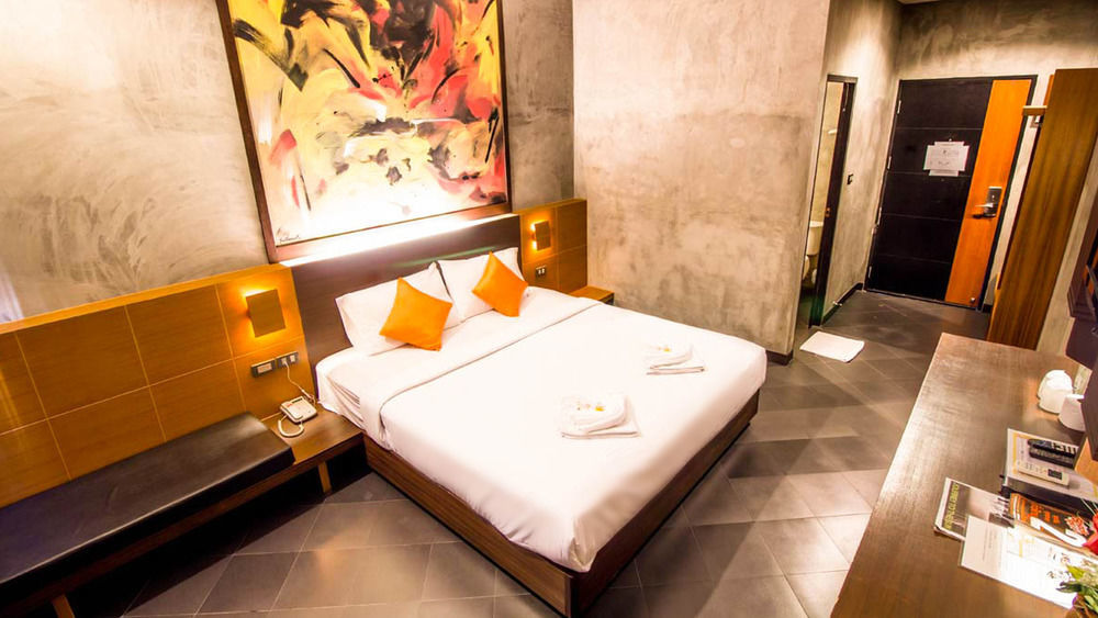 B2 Airport Hotel Chiang Mai Buitenkant foto