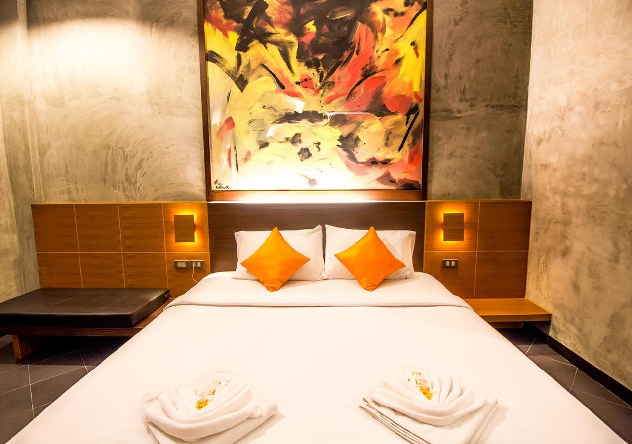 B2 Airport Hotel Chiang Mai Buitenkant foto
