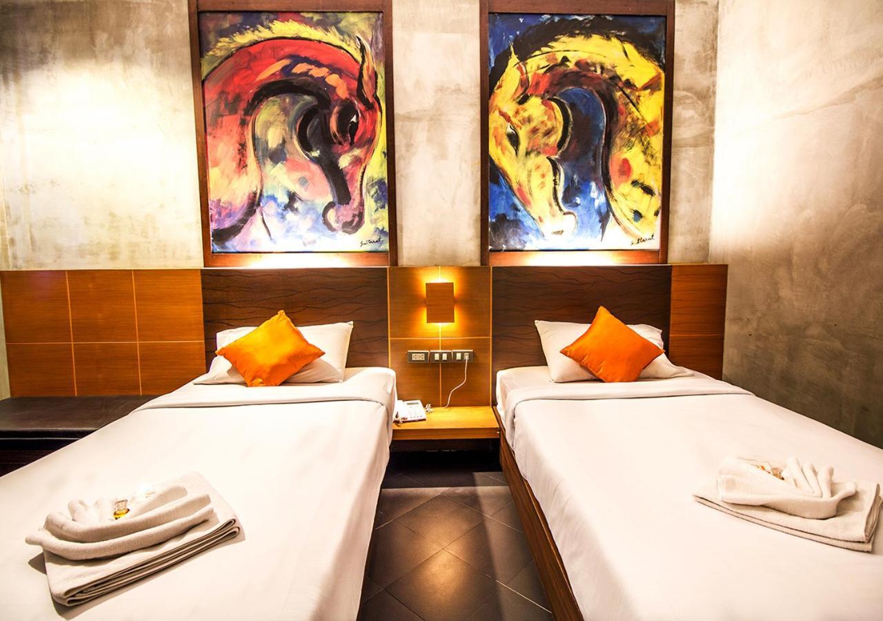B2 Airport Hotel Chiang Mai Buitenkant foto